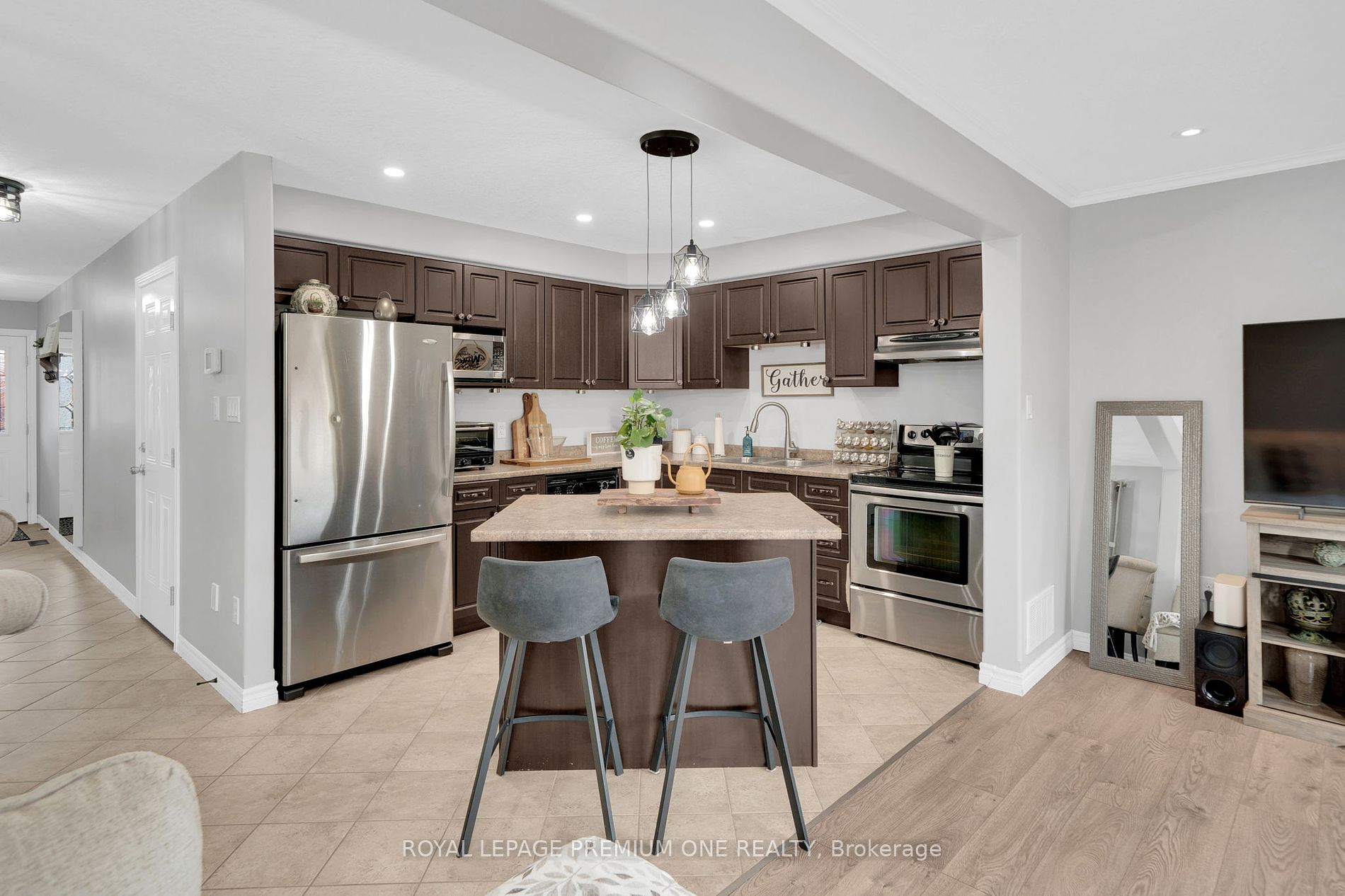 31 Stevenson St