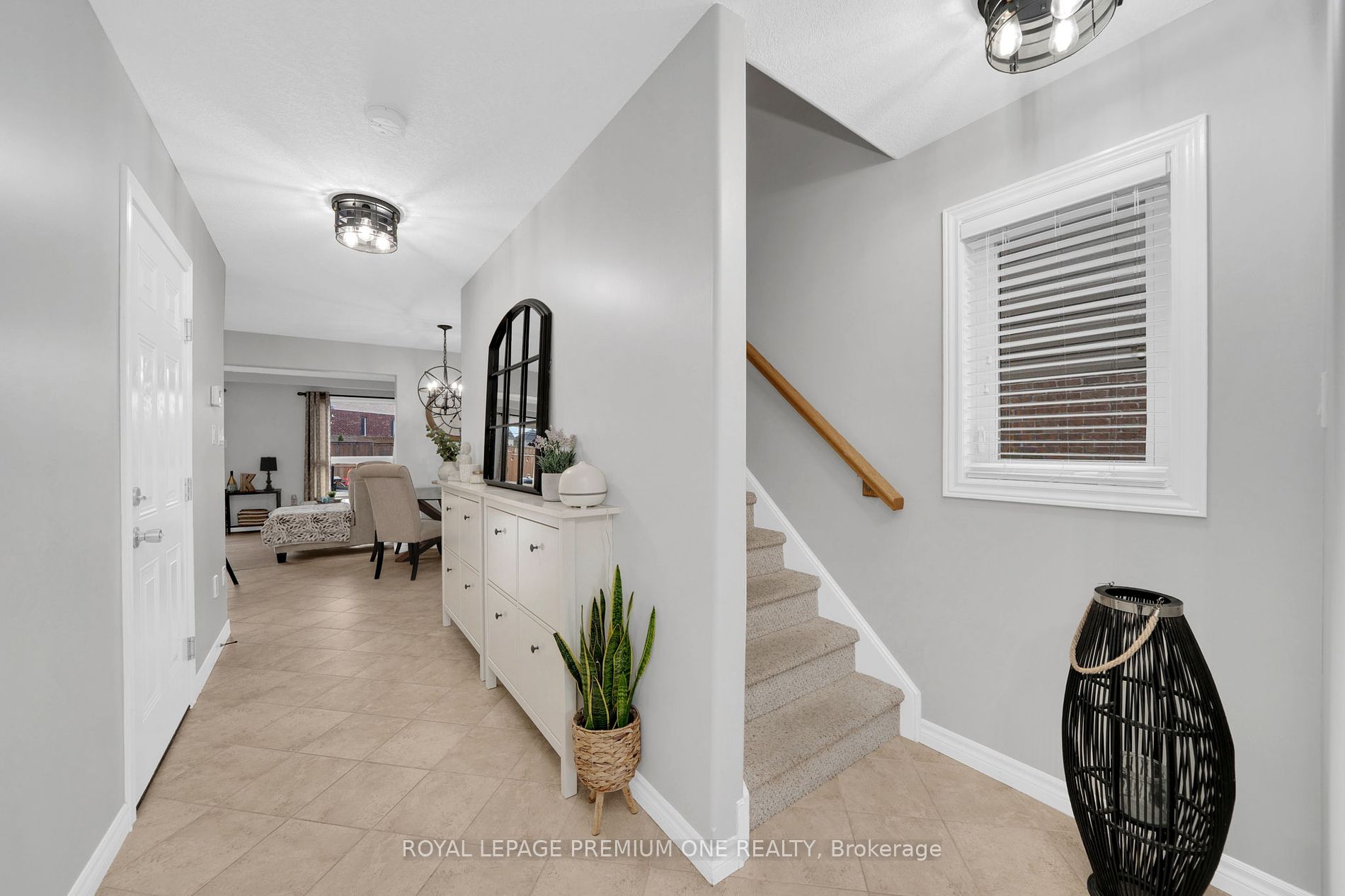 31 Stevenson St