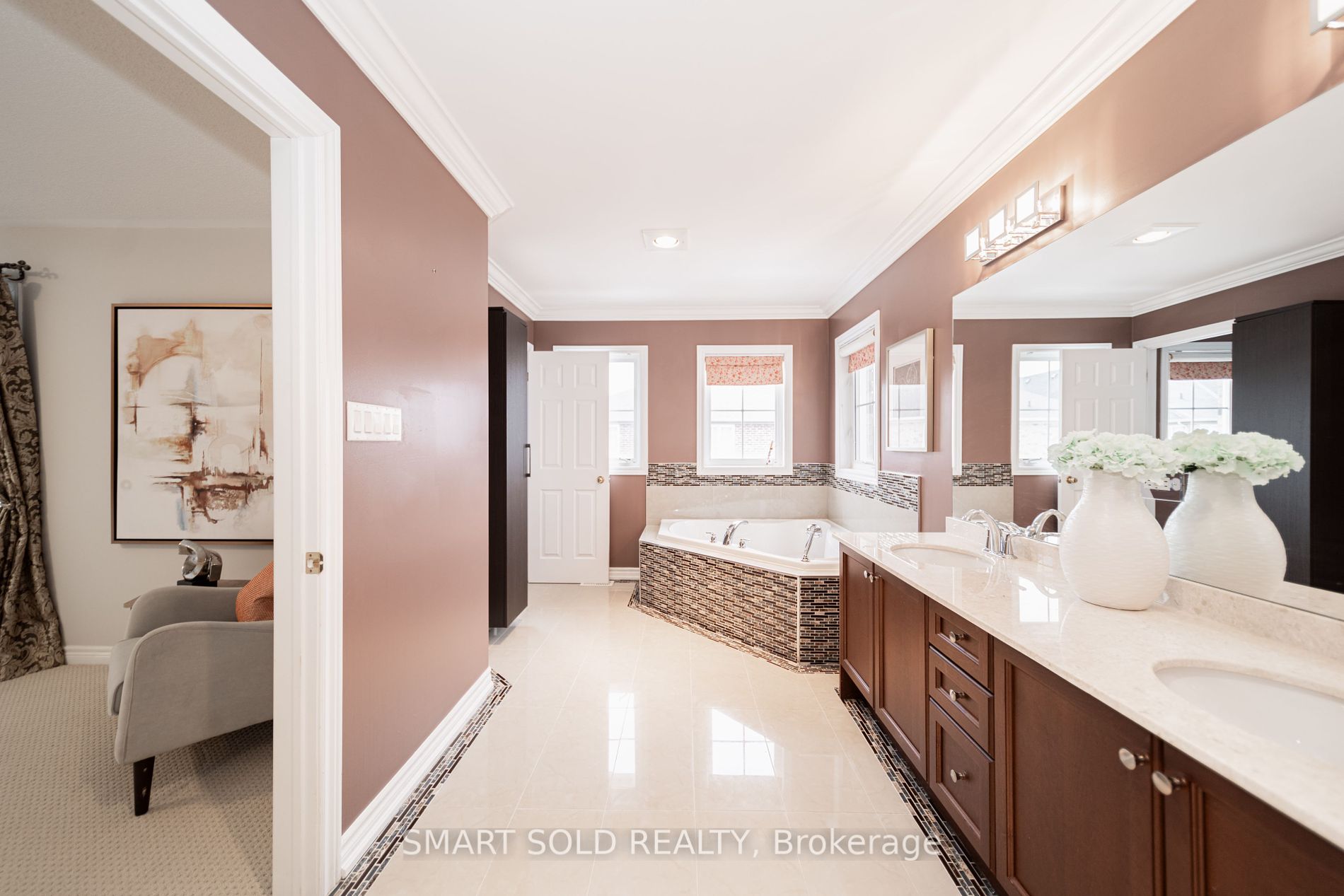 61 Herbert Wales Cres