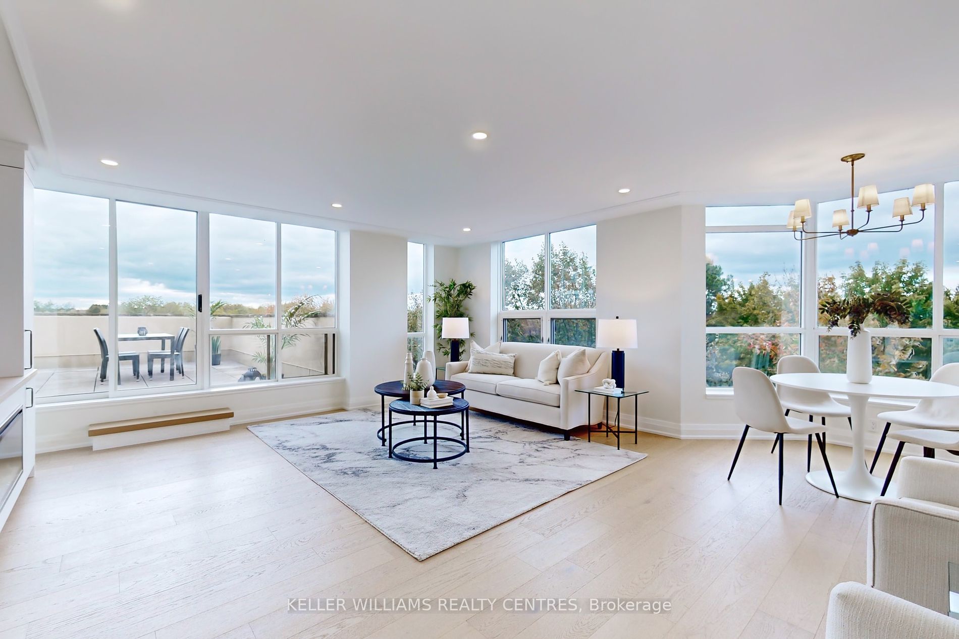 14924 Yonge St, #523