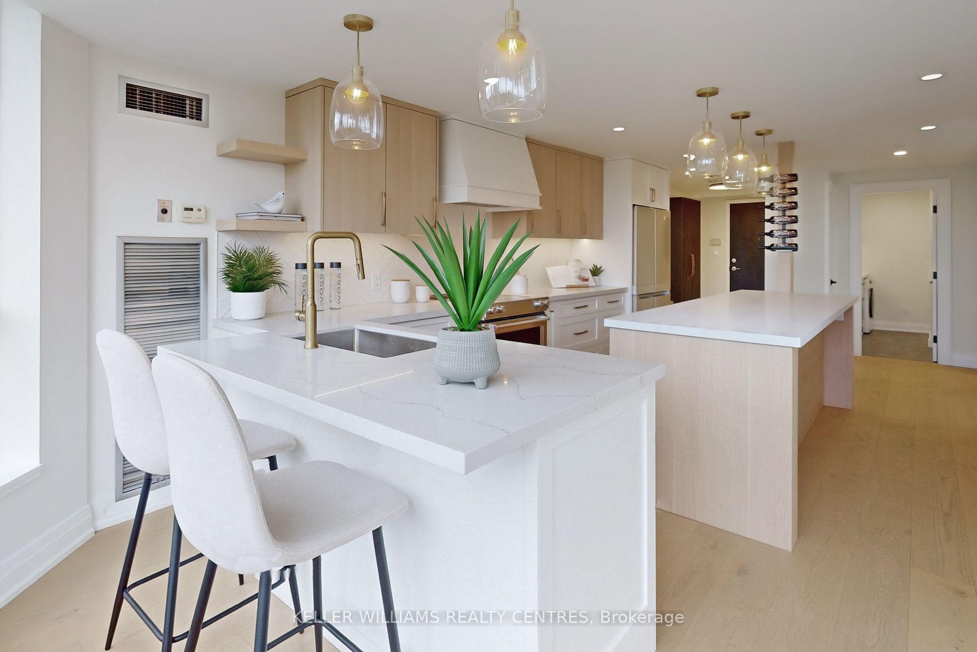 14924 Yonge St, #523