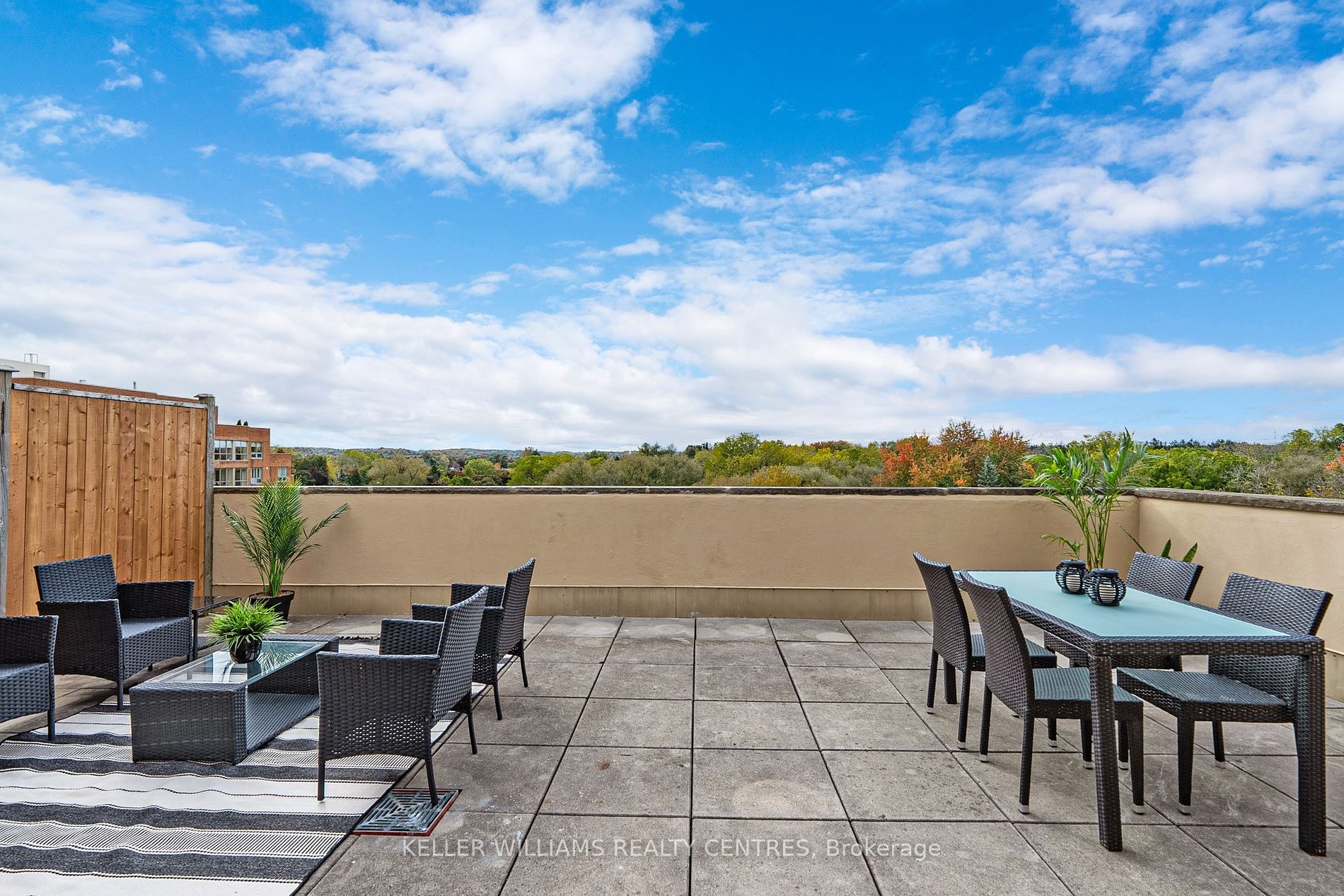 14924 Yonge St, #523