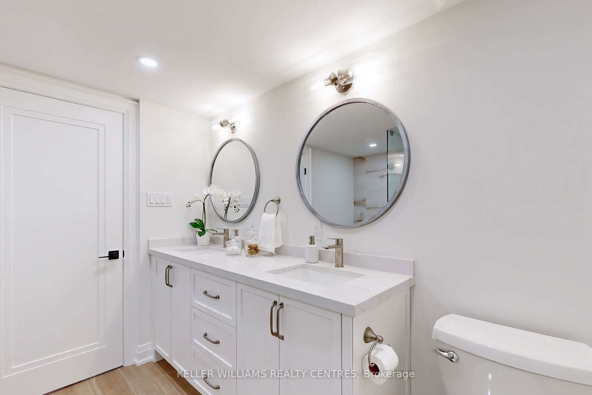 14924 Yonge St, #523