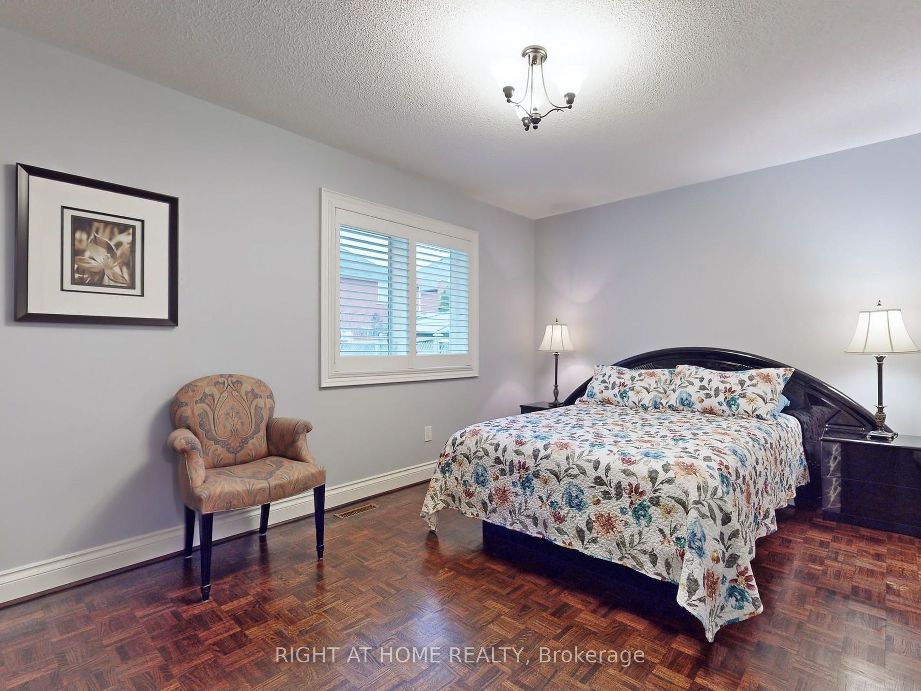 226 Avro Road