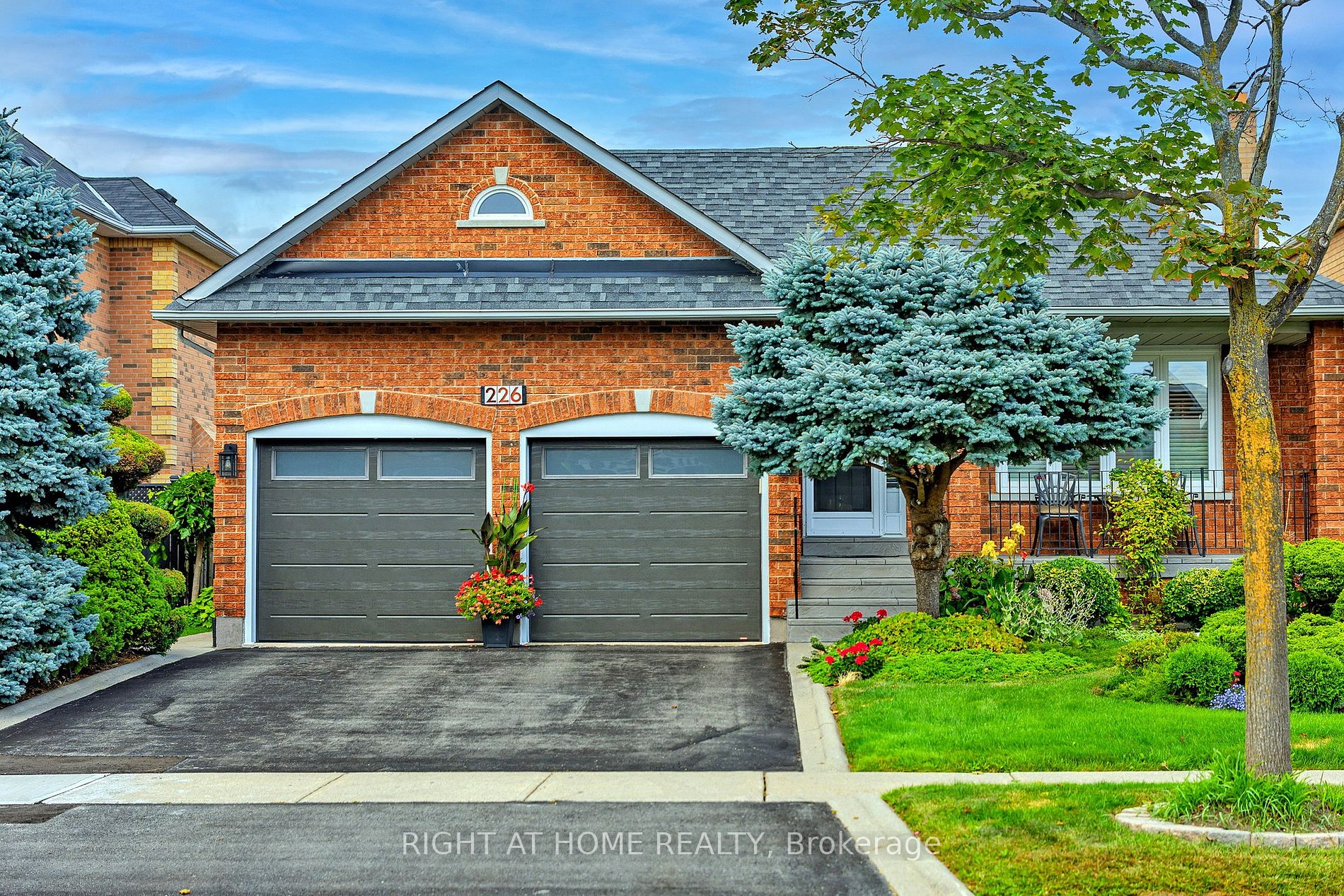 226 Avro Road