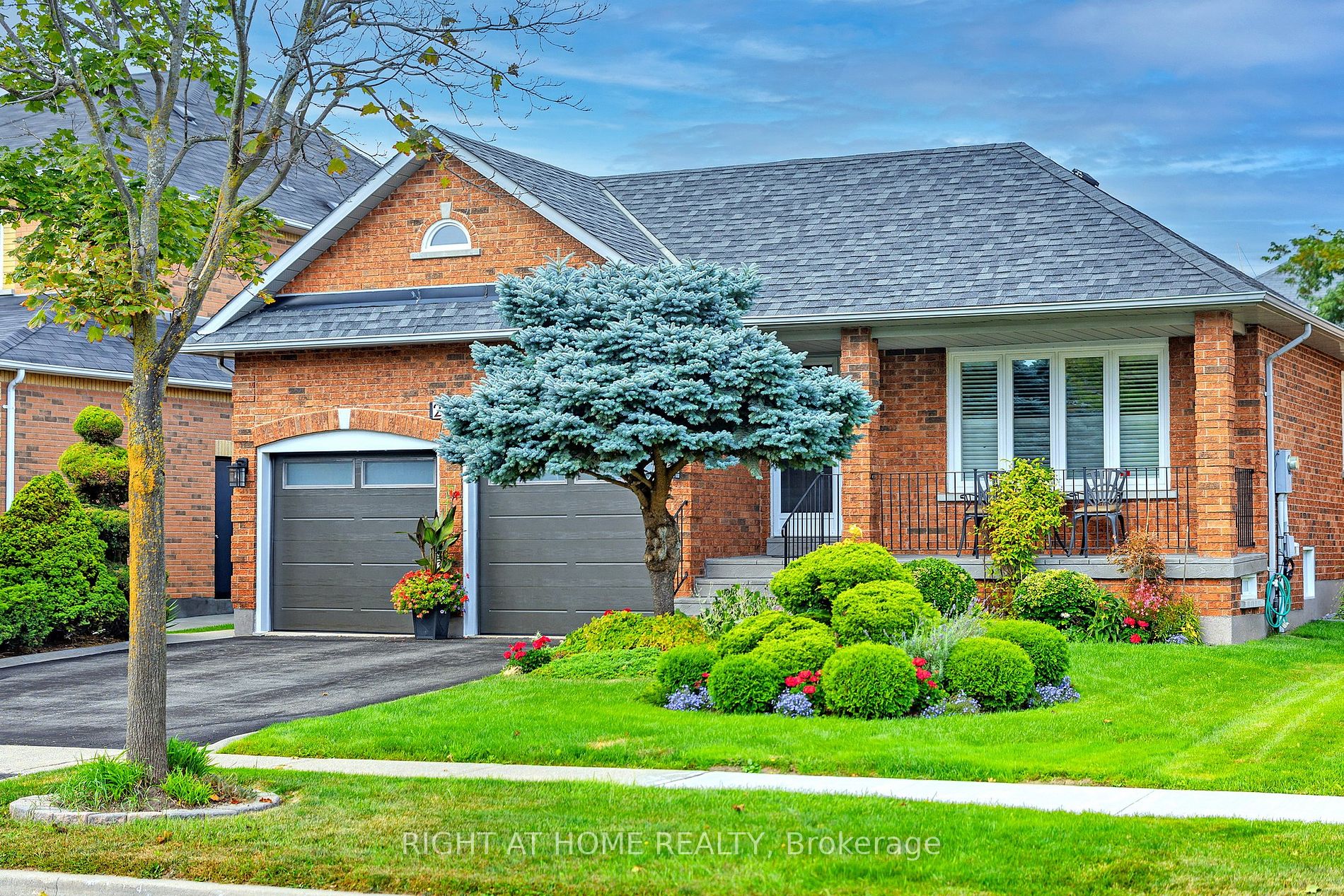 226 Avro Road