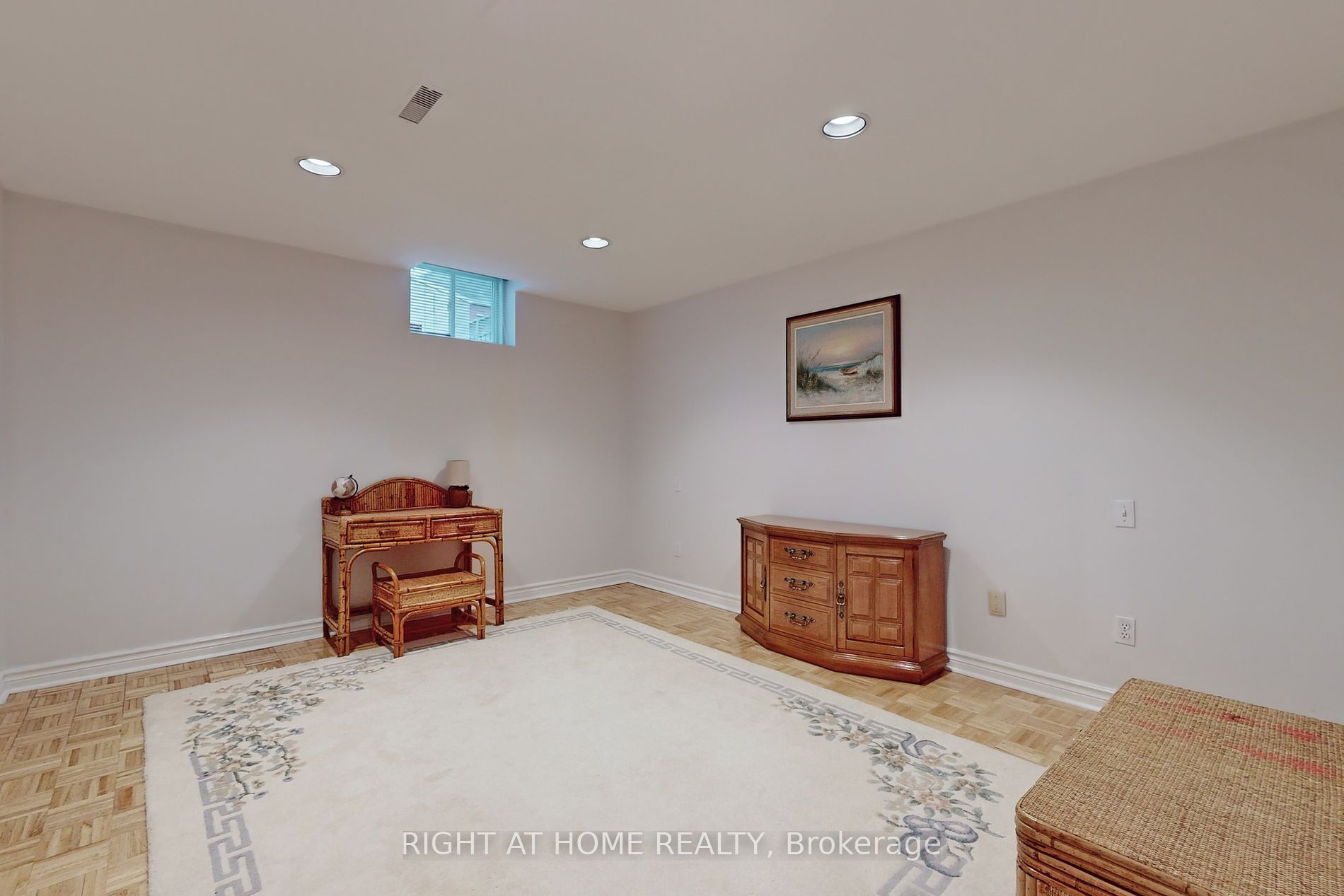 226 Avro Road