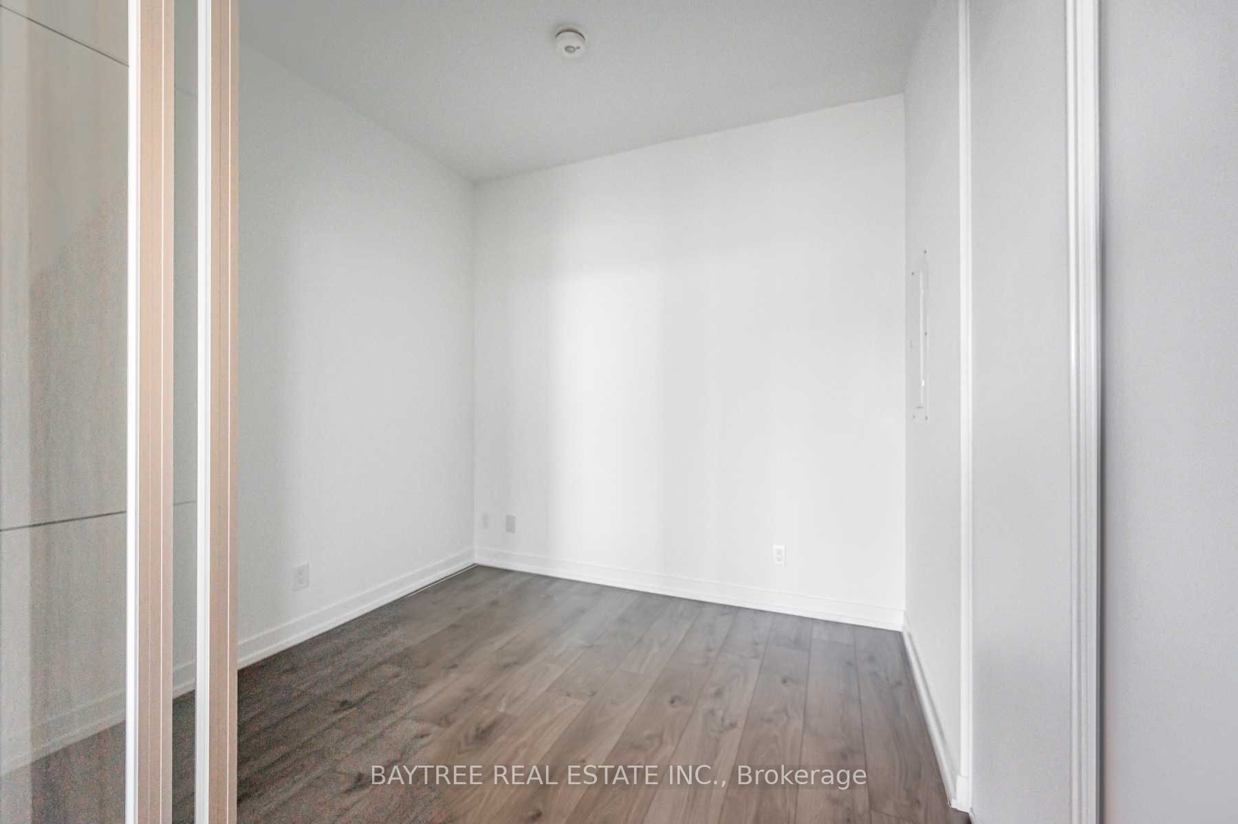 950 Portage Parkway #2005