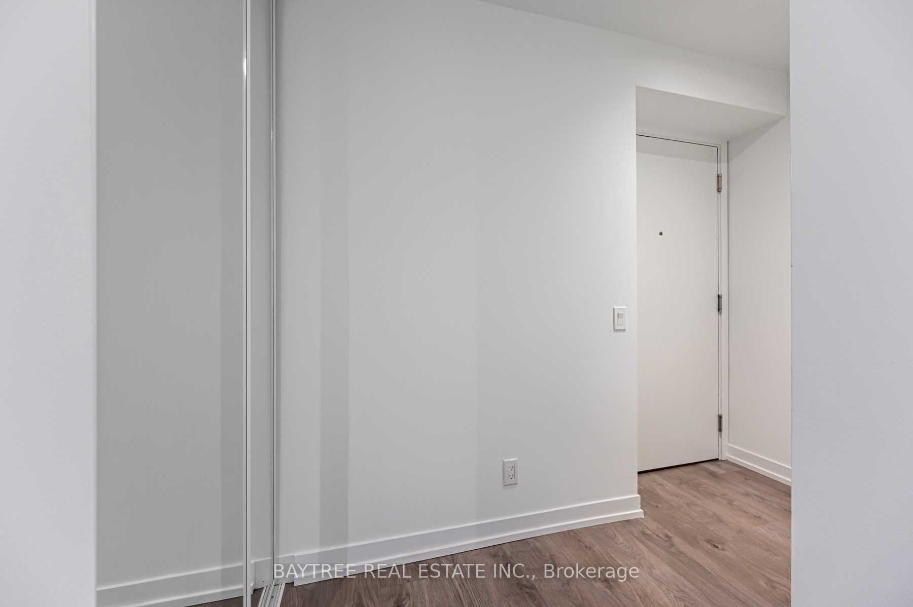 950 Portage Parkway #2005