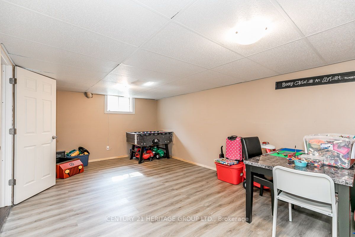 71 Boyne Crescent