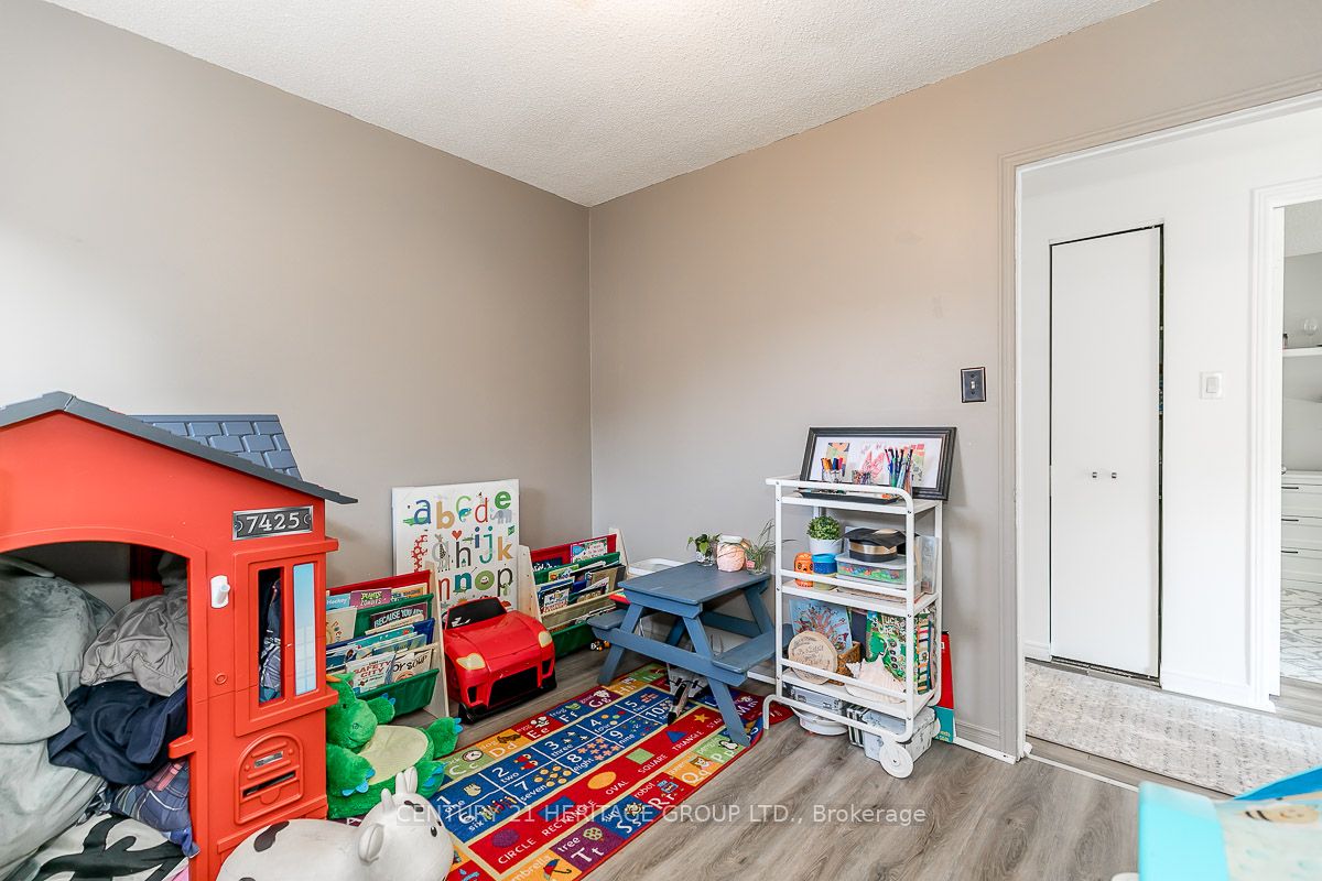 71 Boyne Crescent