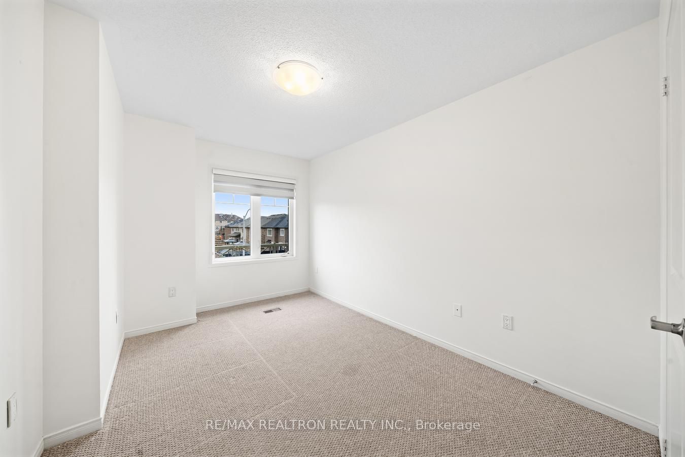 75 Algeo Way