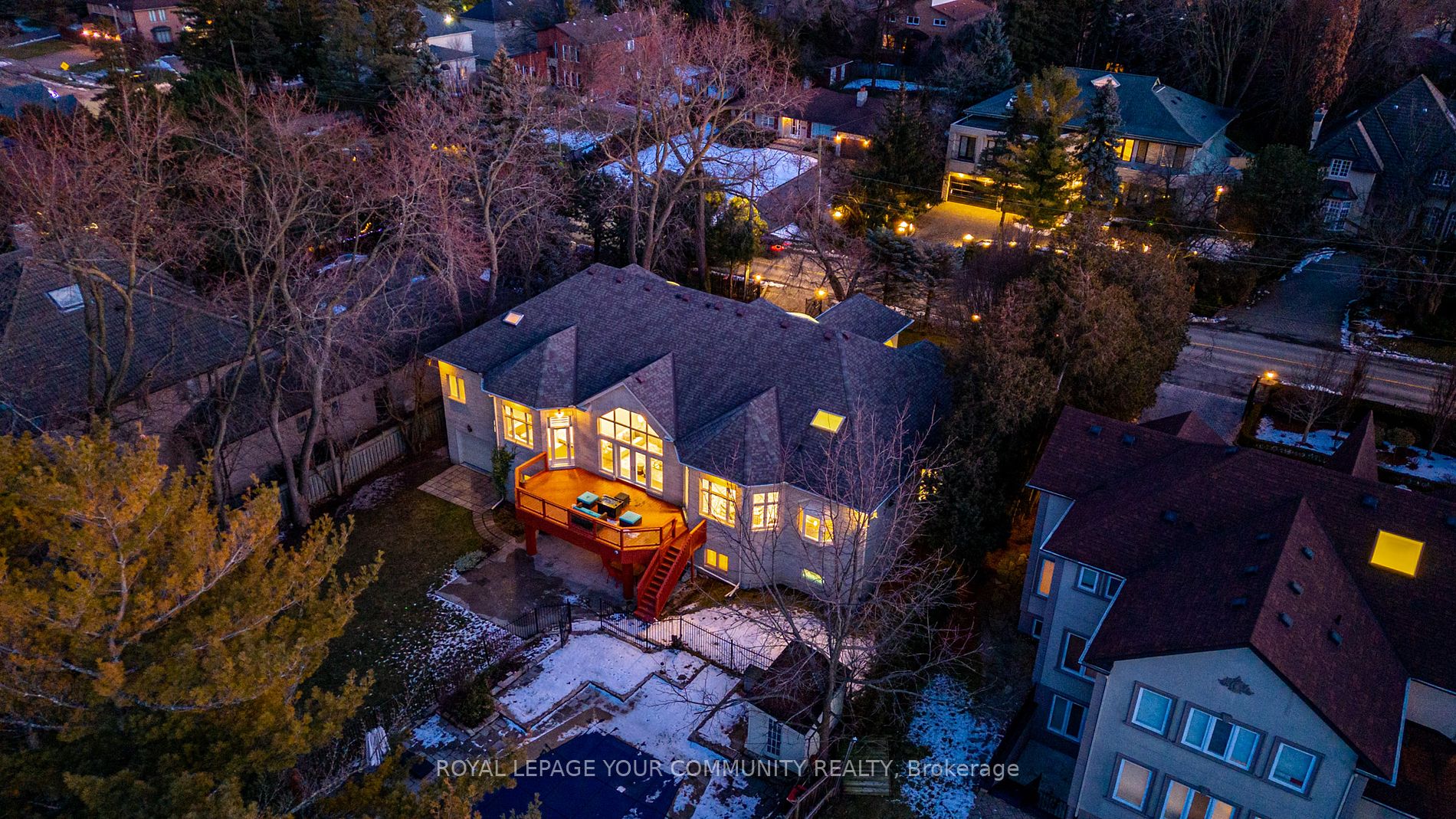 48 Arnold Avenue