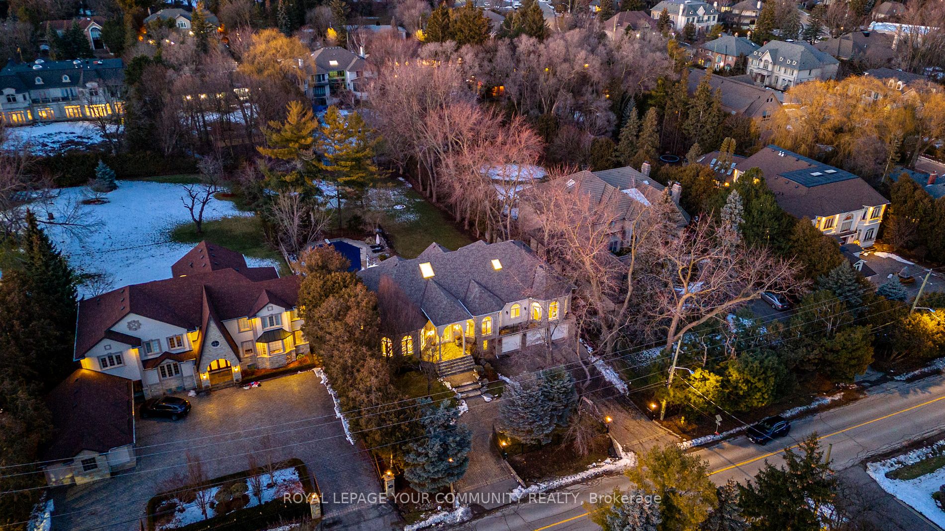 48 Arnold Avenue