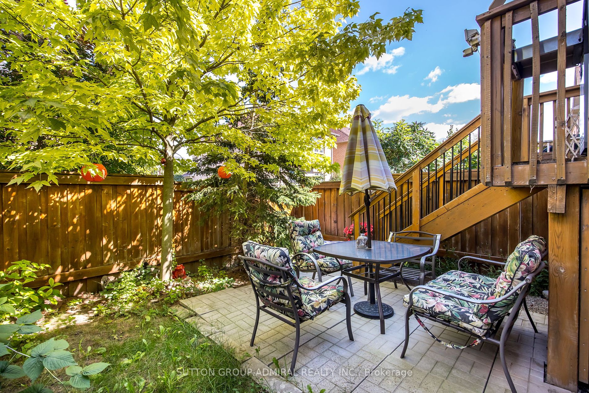 8777 Dufferin St, #44