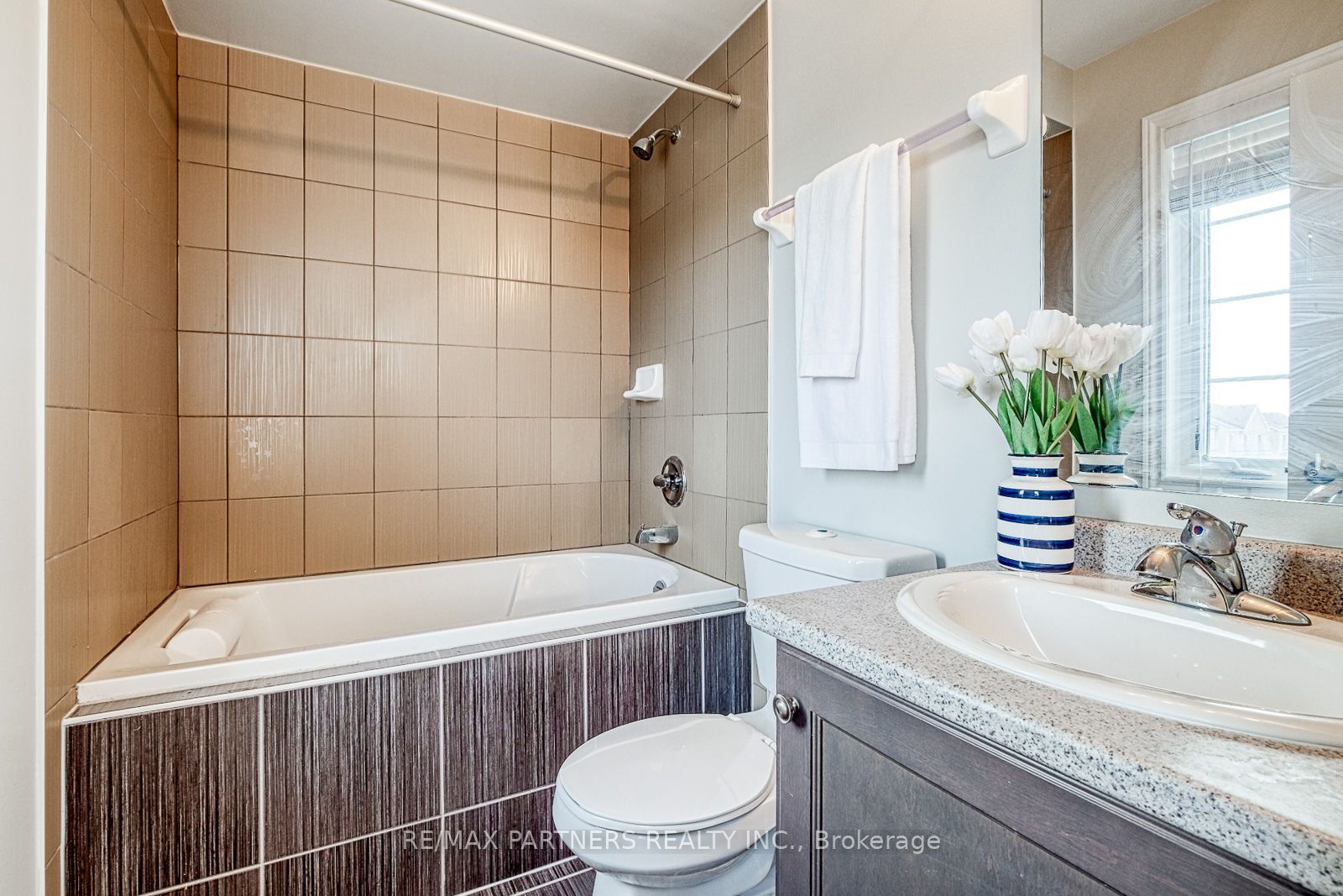 1 Percy Reesor St