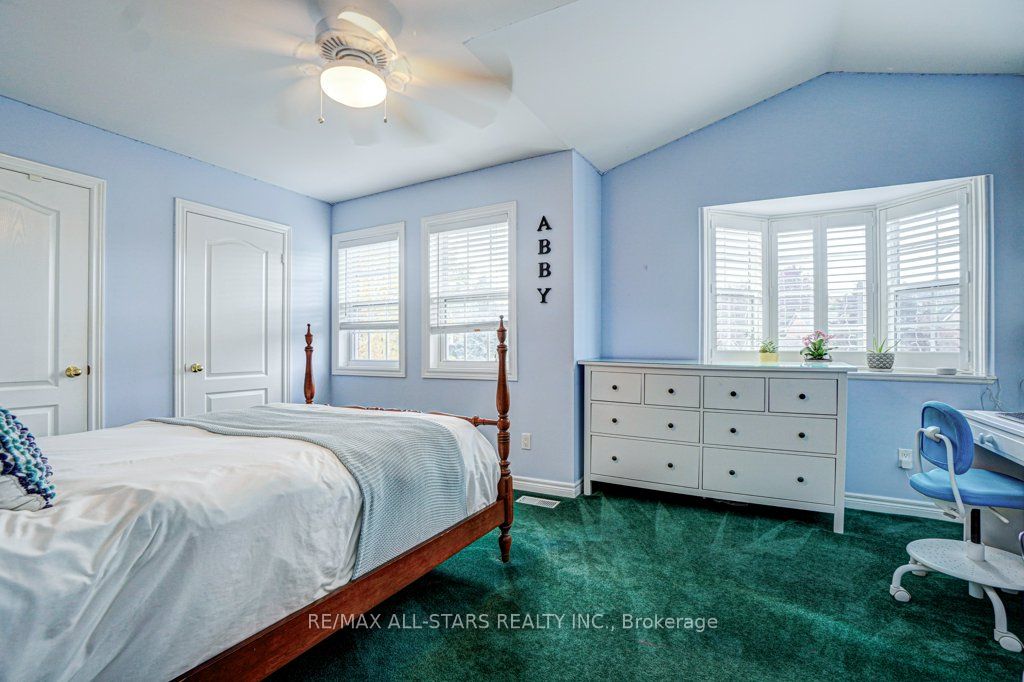 15 Rachel Lee Court