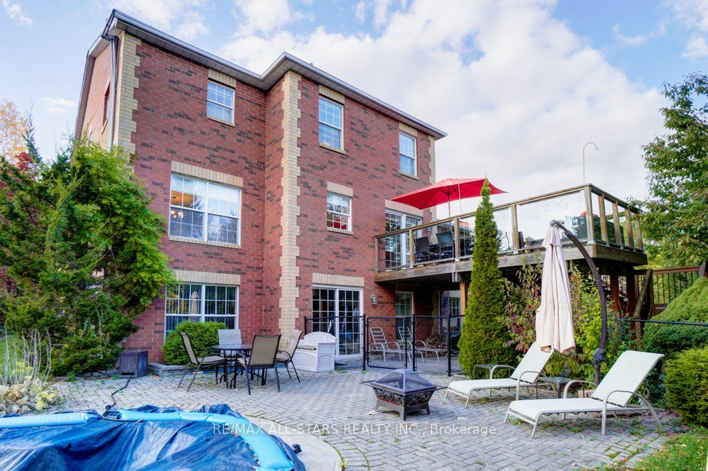 15 Rachel Lee Court