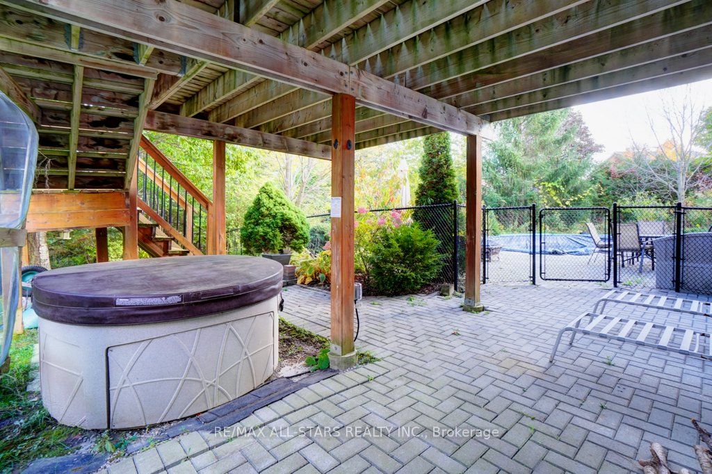 15 Rachel Lee Court