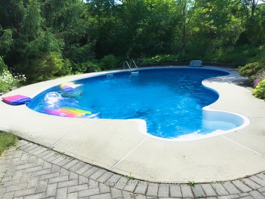 15 Rachel Lee Court