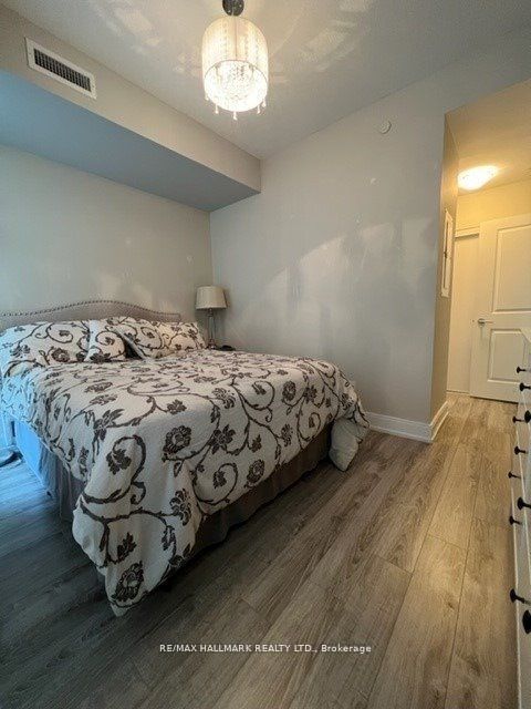 9600 Yonge Street, #1711