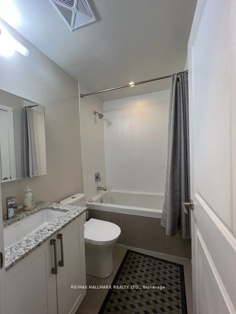 9600 Yonge Street, #1711