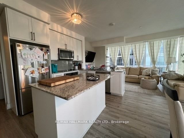 9600 Yonge Street, #1711
