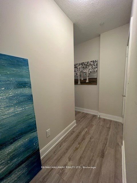 9600 Yonge Street, #1711