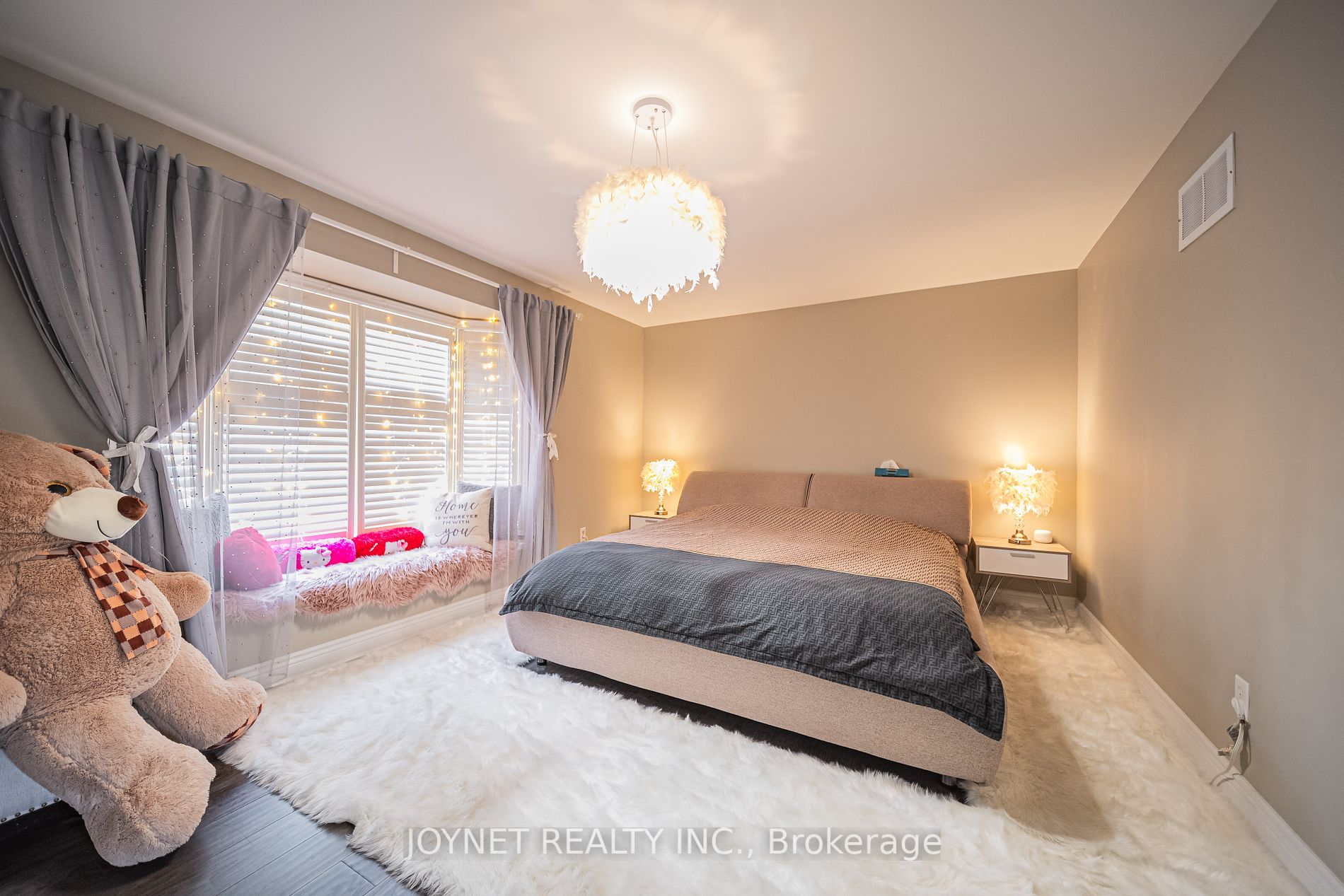 36 Newbridge Avenue