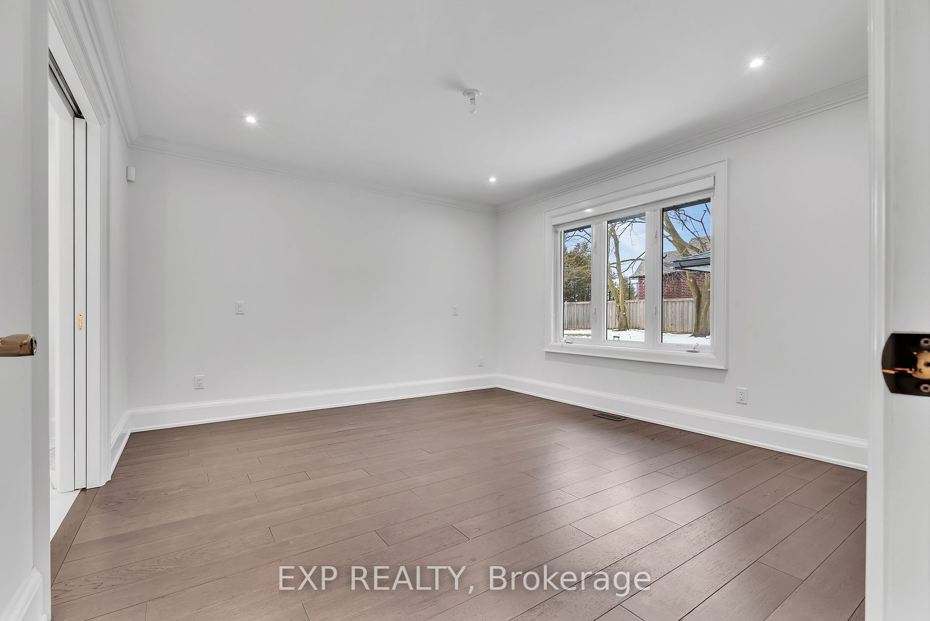 24 Nobleview Dr