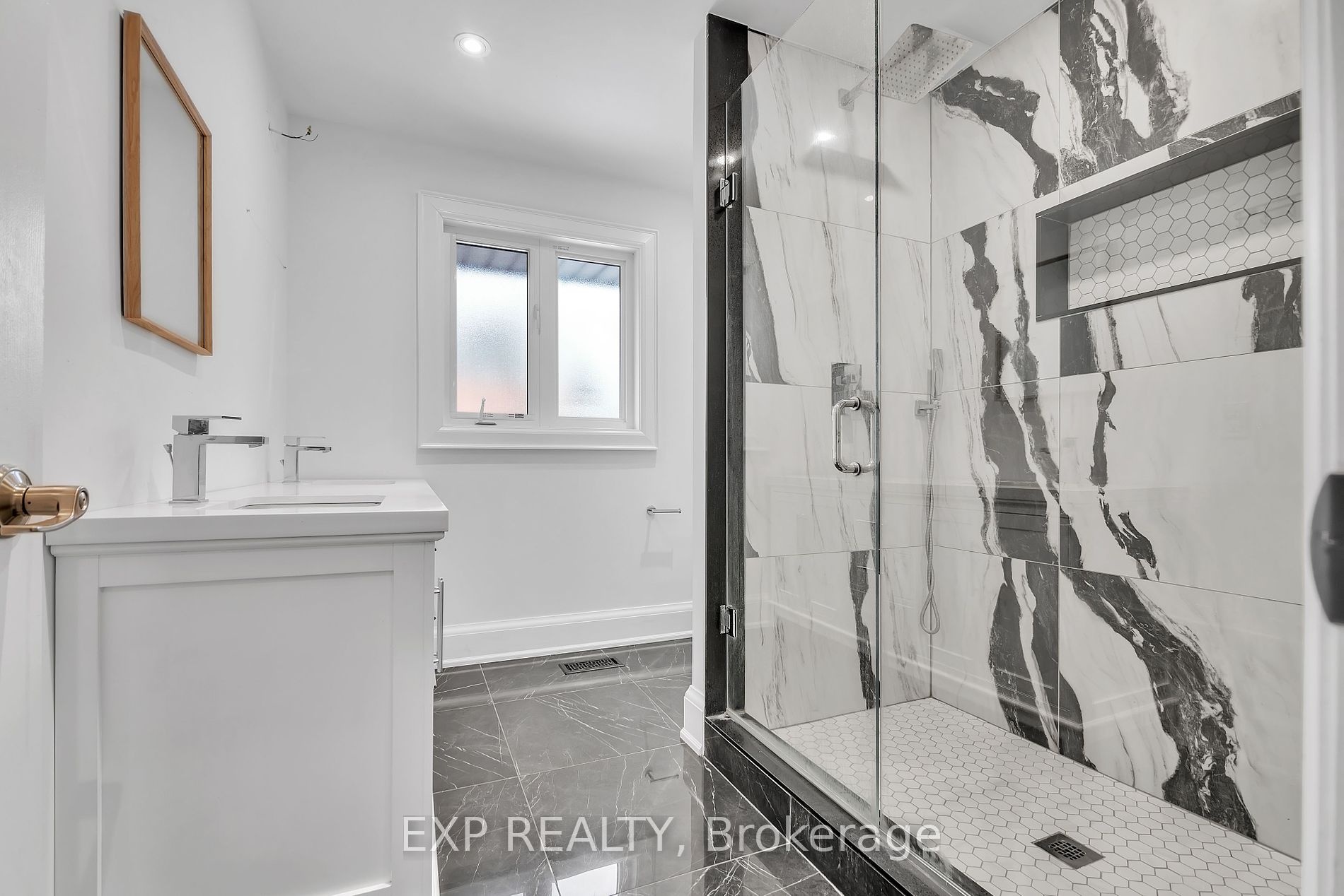 24 Nobleview Dr