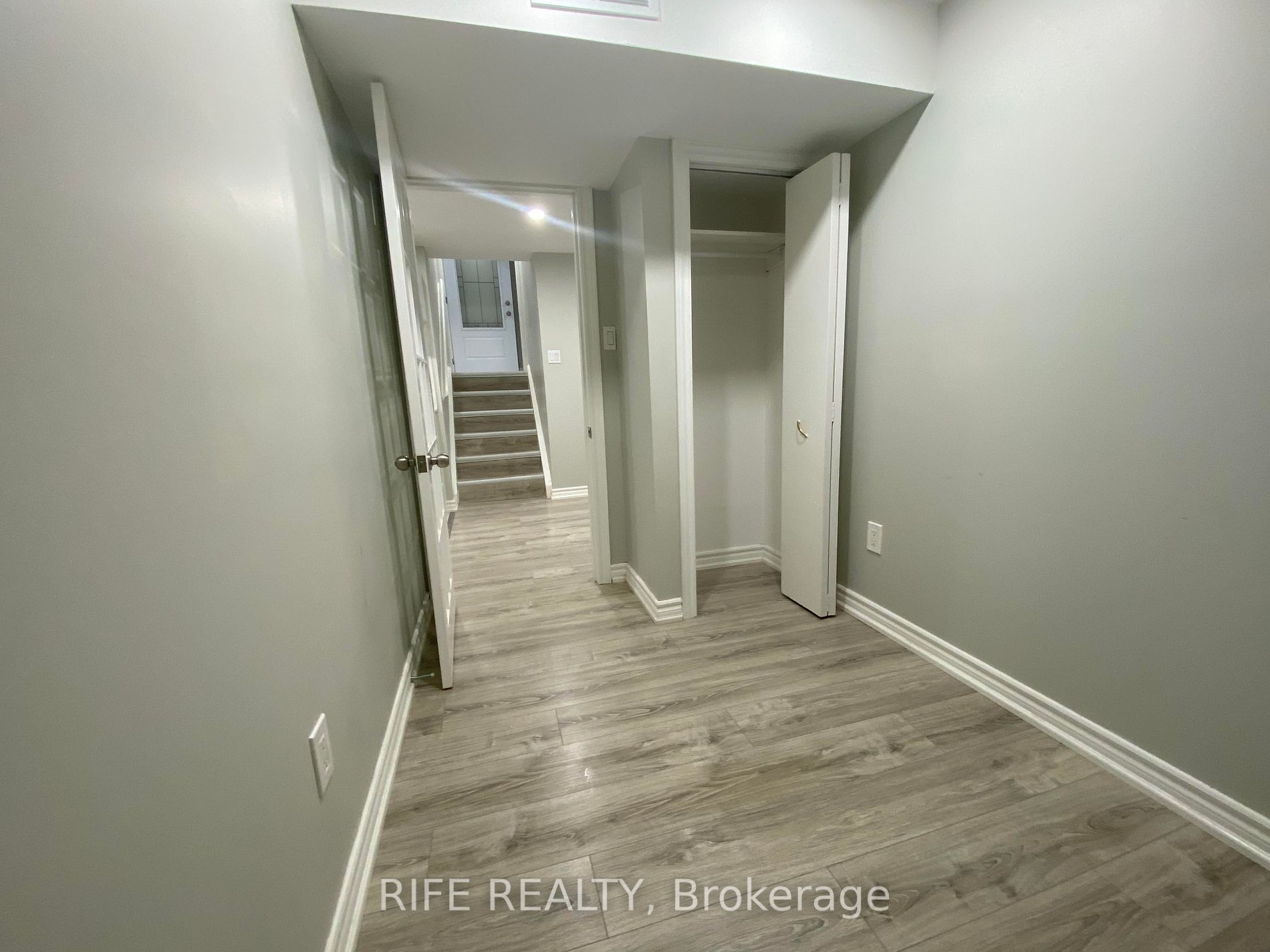 12 Sherwood Forest Drive