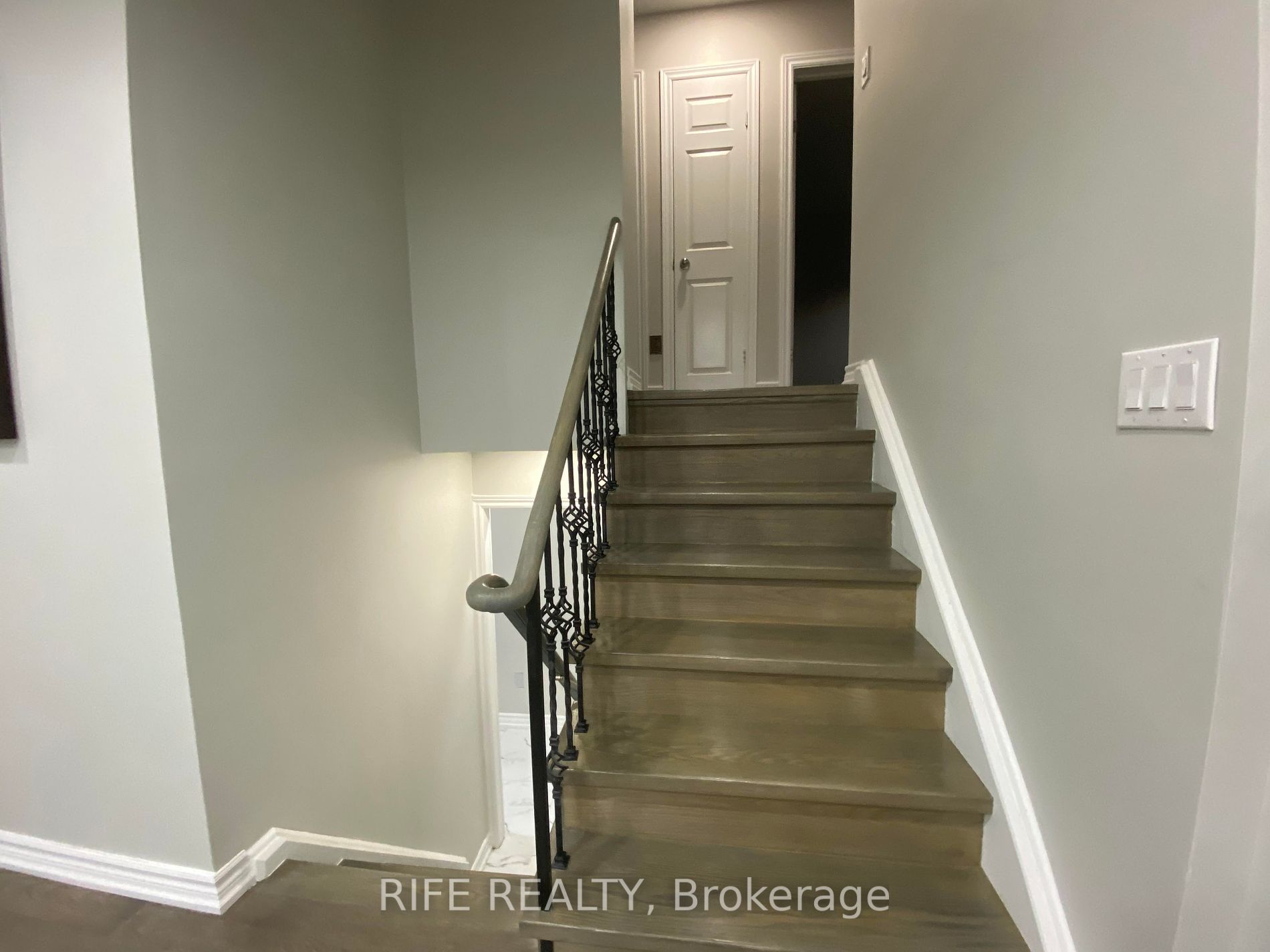 12 Sherwood Forest Drive