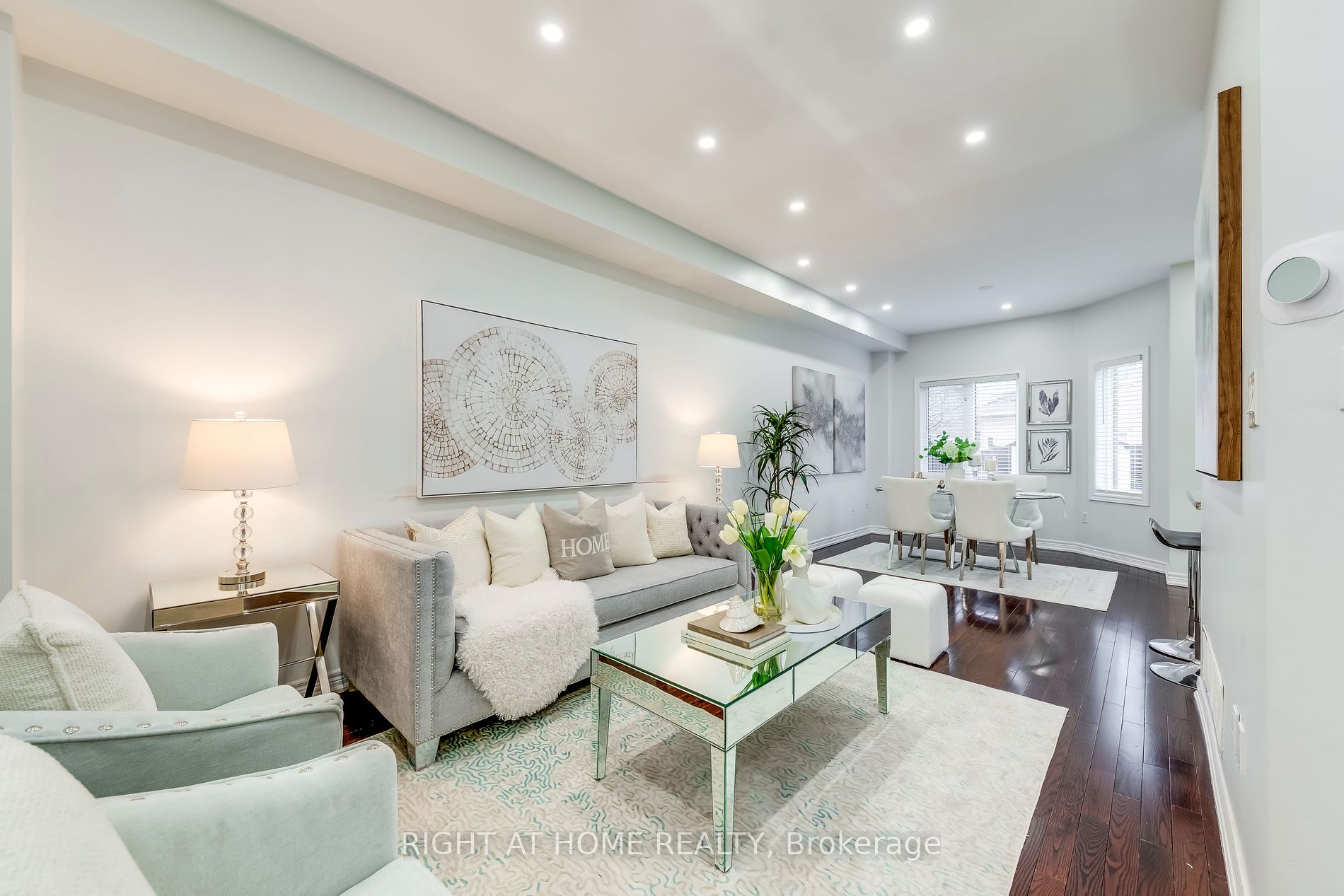 28 Ozner Cres