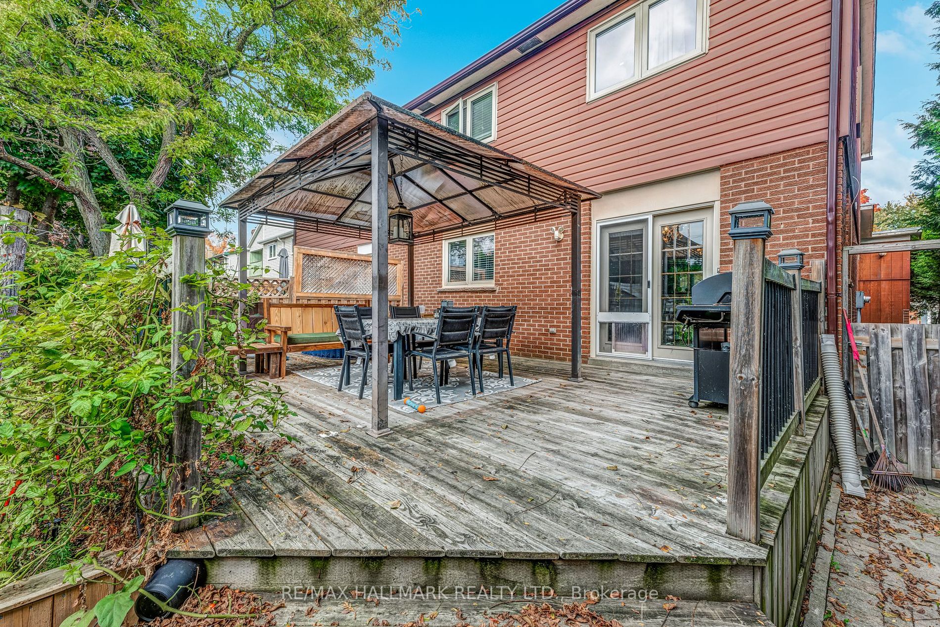 242 COLLINGS Avenue