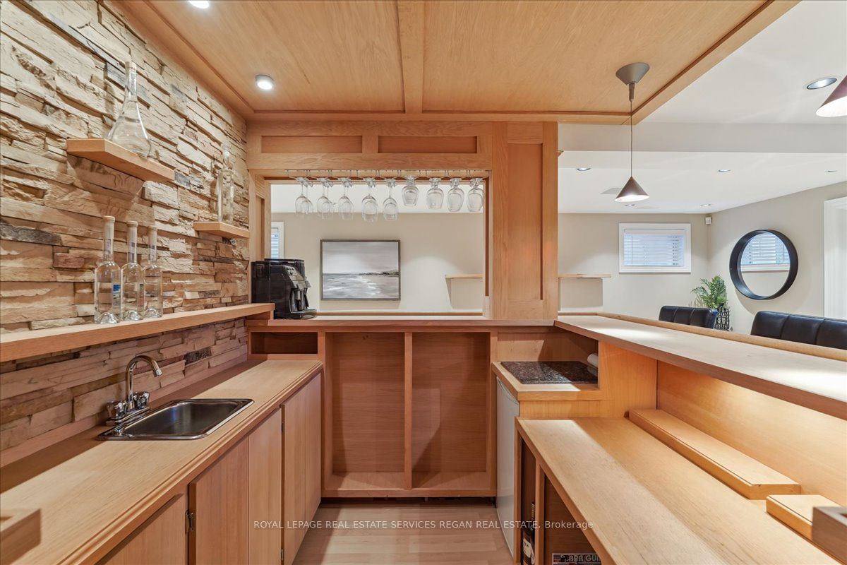 209 Sylwood Cres