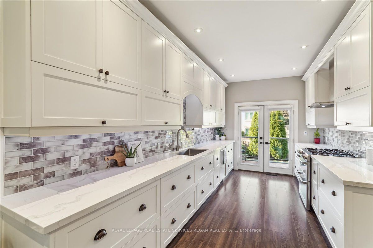 209 Sylwood Cres