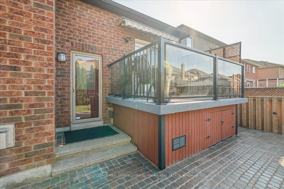 209 Sylwood Cres