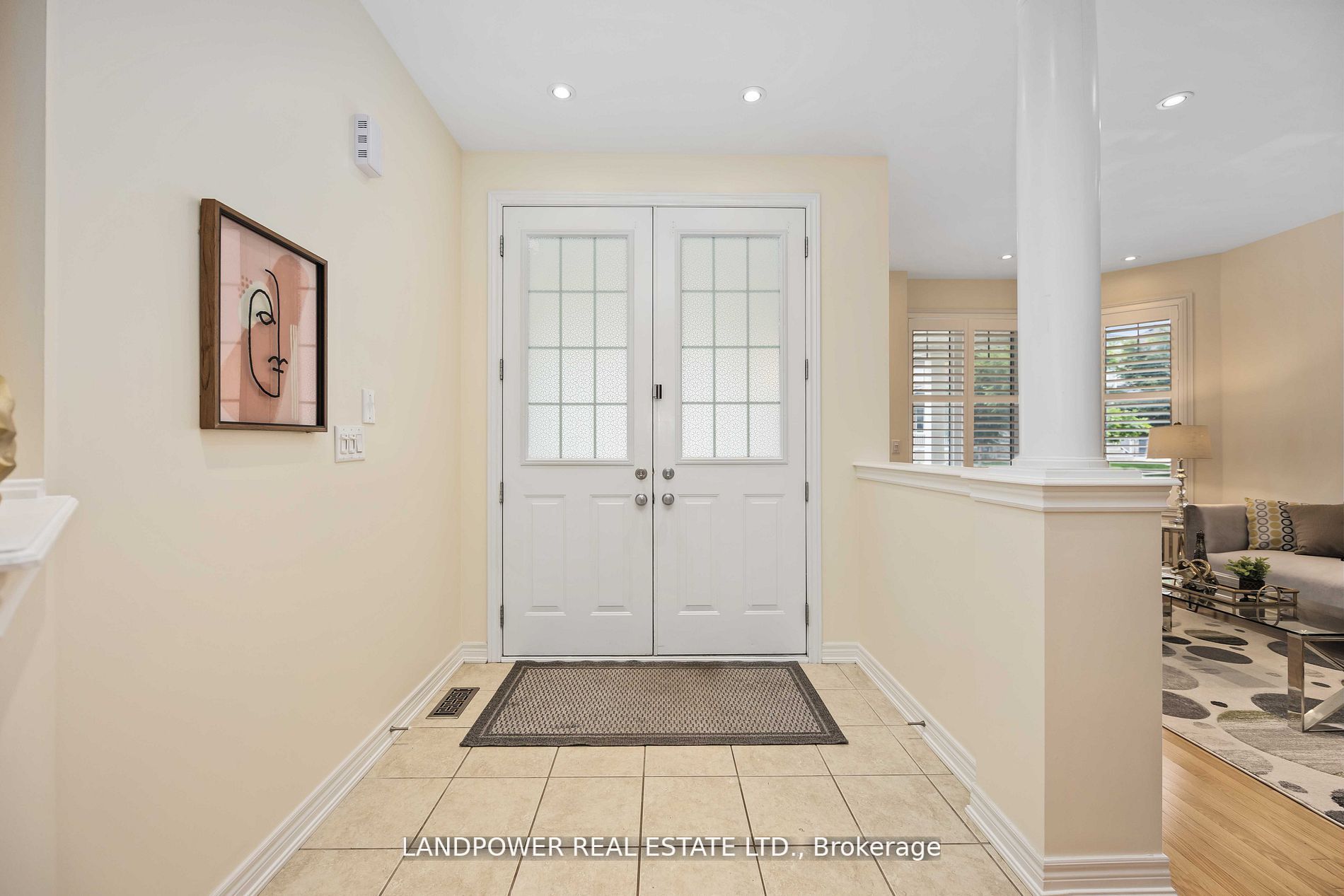 48 Farmhouse Cres