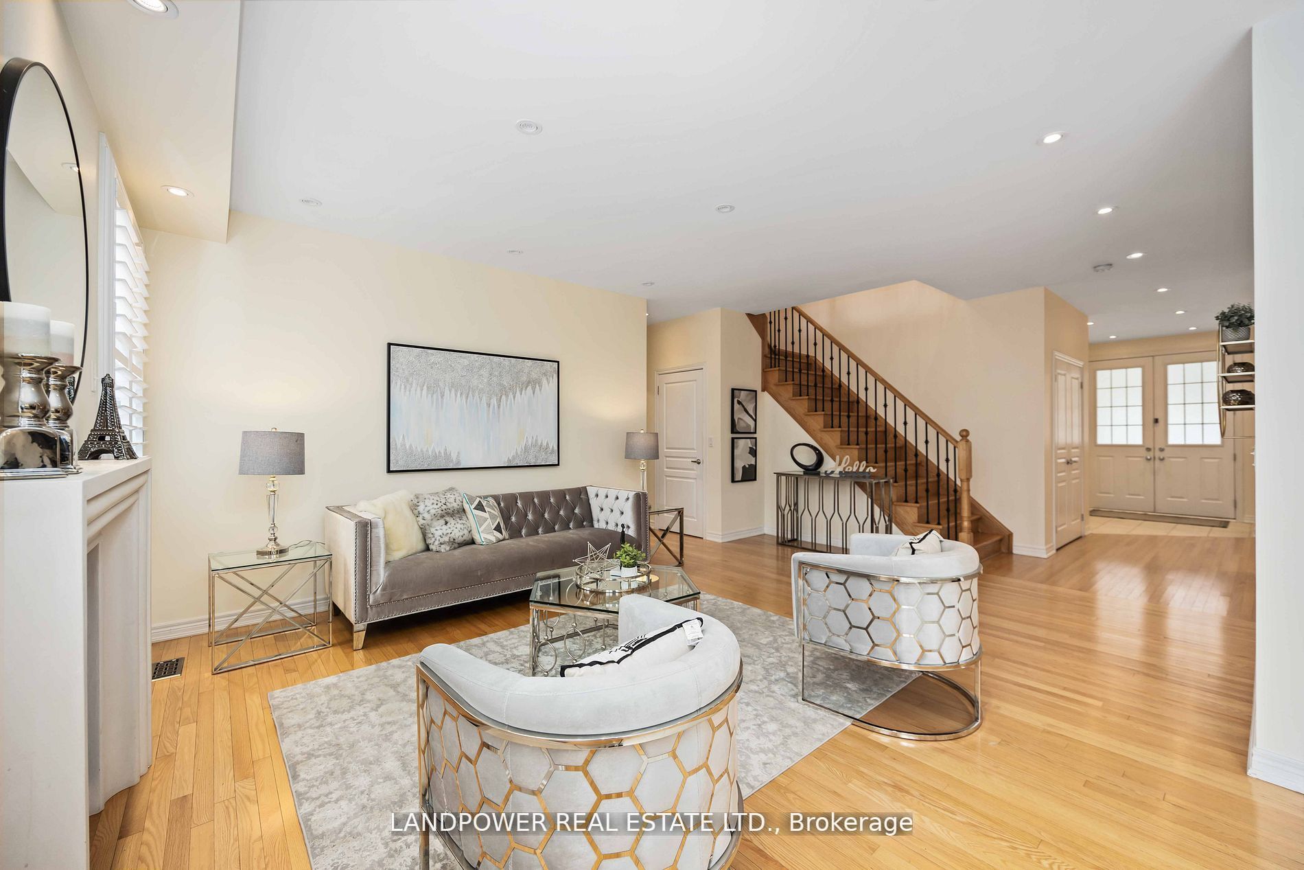 48 Farmhouse Cres