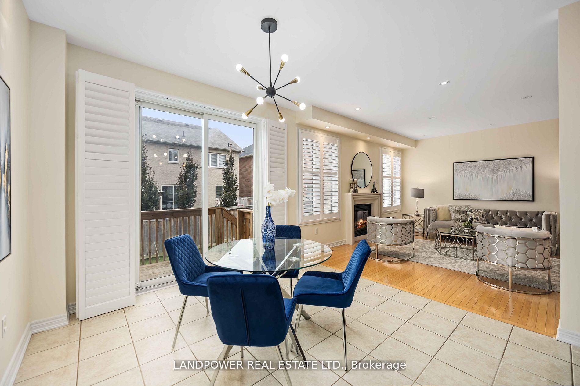 48 Farmhouse Cres
