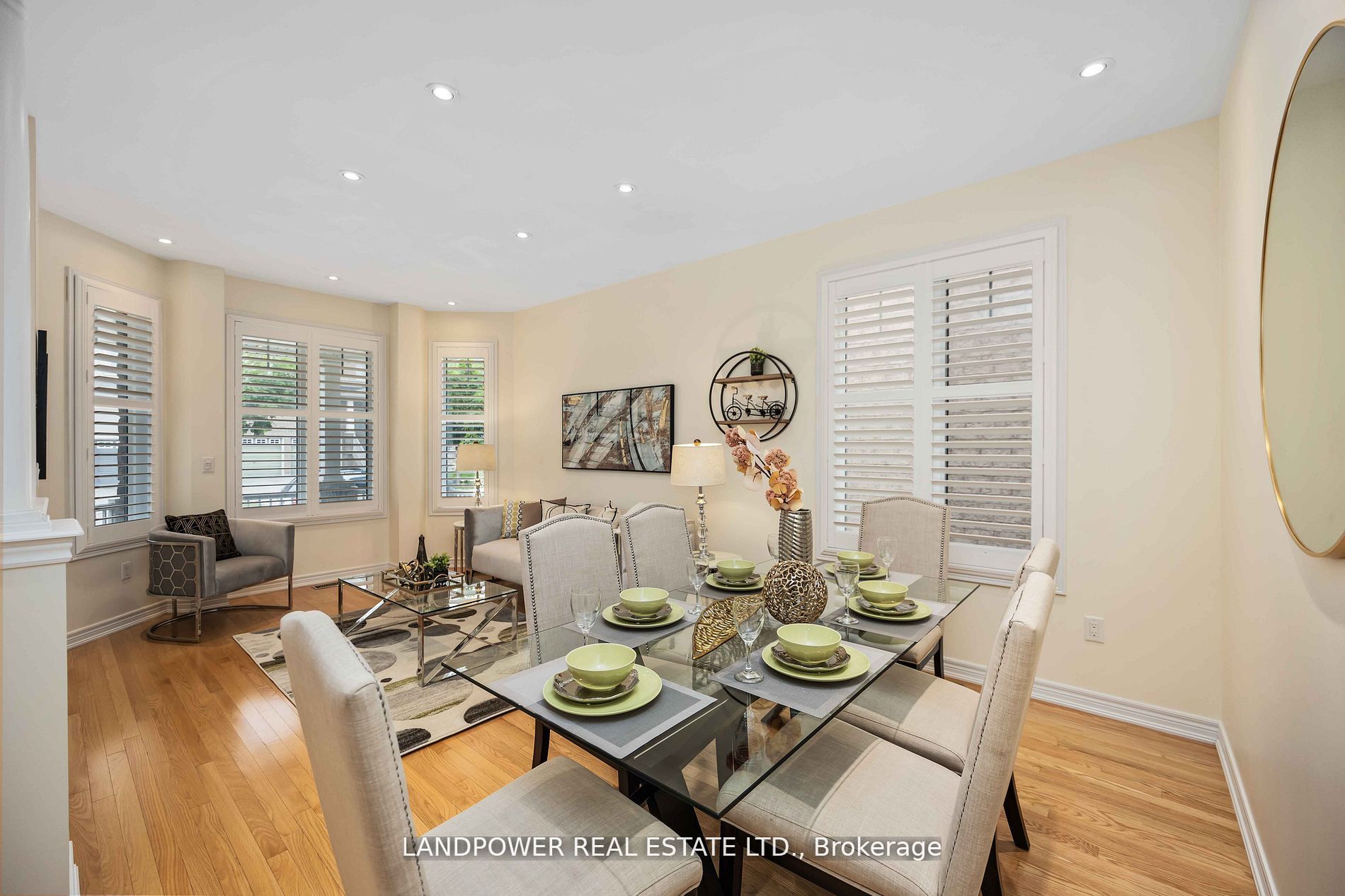 48 Farmhouse Cres
