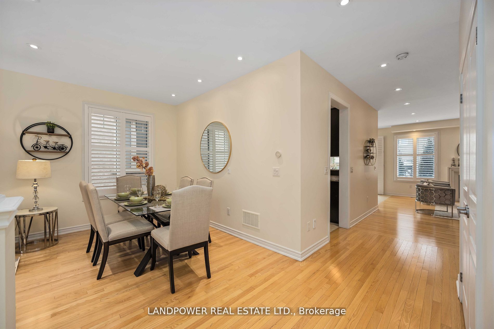 48 Farmhouse Cres