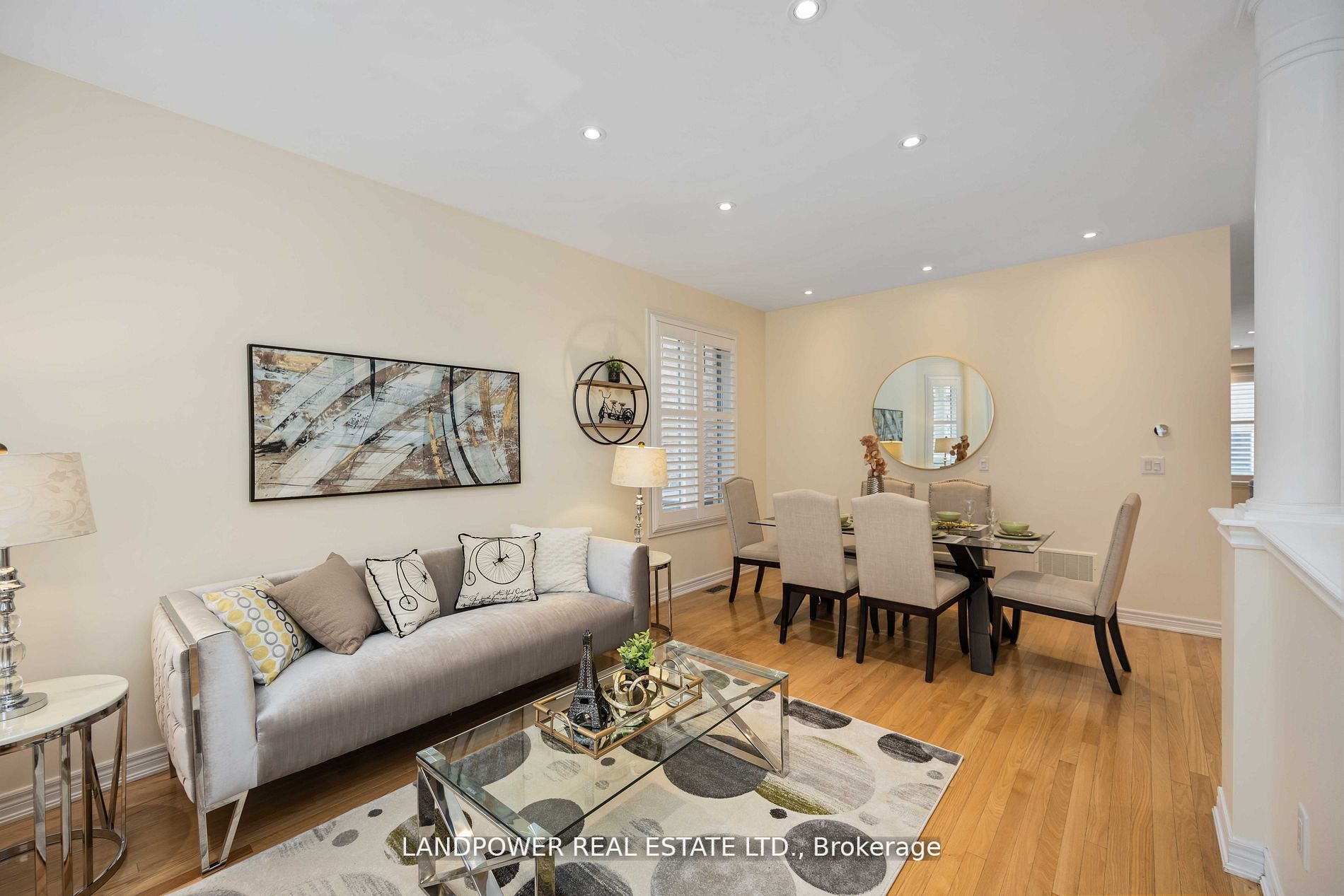 48 Farmhouse Cres