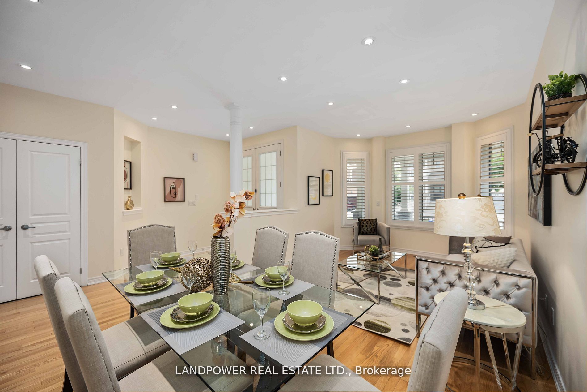 48 Farmhouse Cres