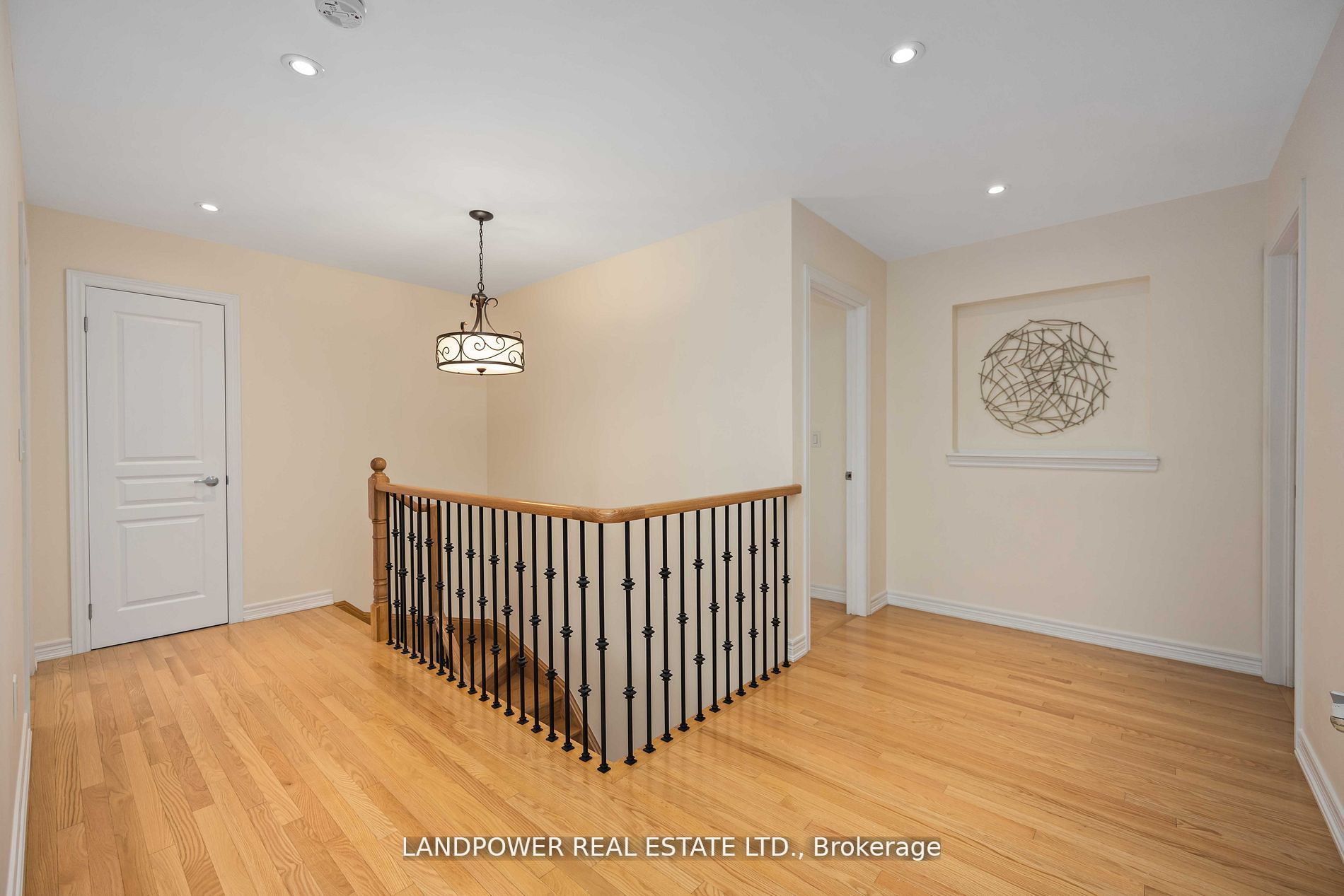 48 Farmhouse Cres