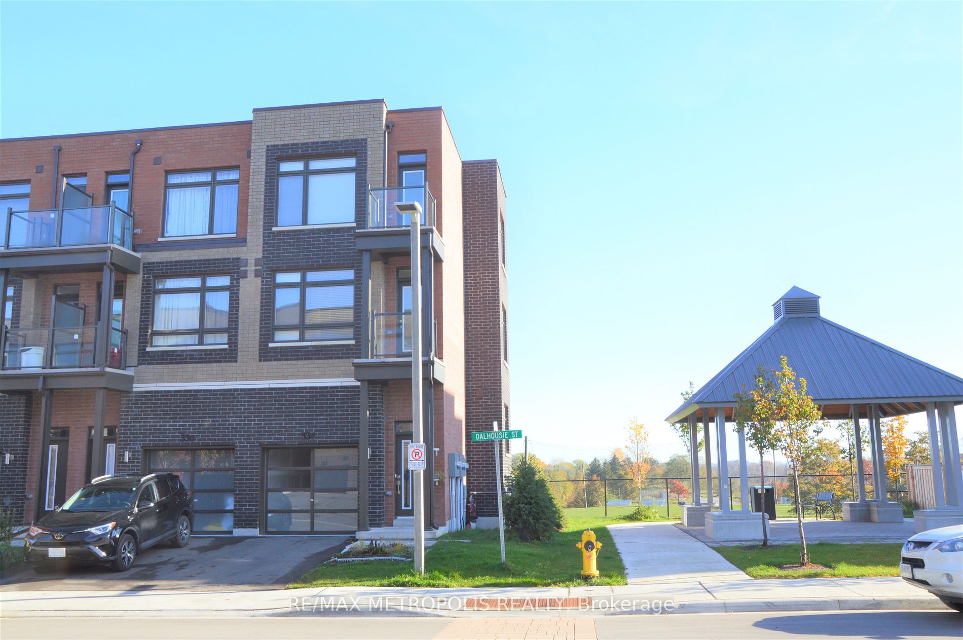 334 Dalhousie St