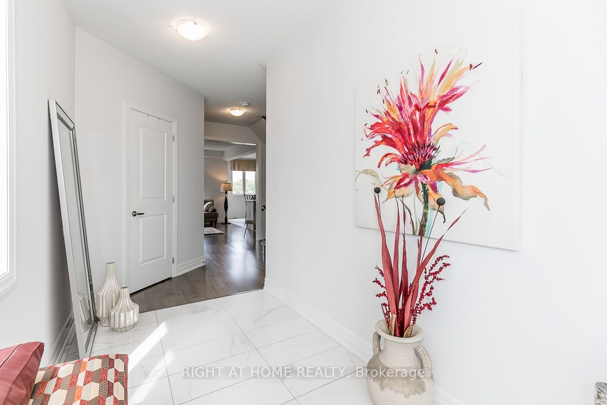 36 Wood Cres