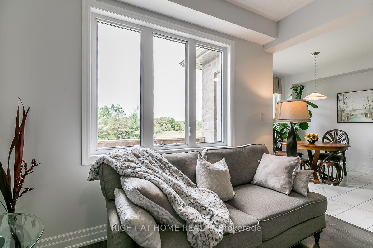 36 Wood Cres