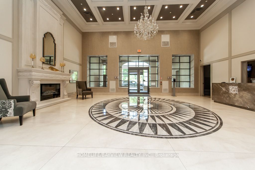 9909 Pine Valley Drive, #213